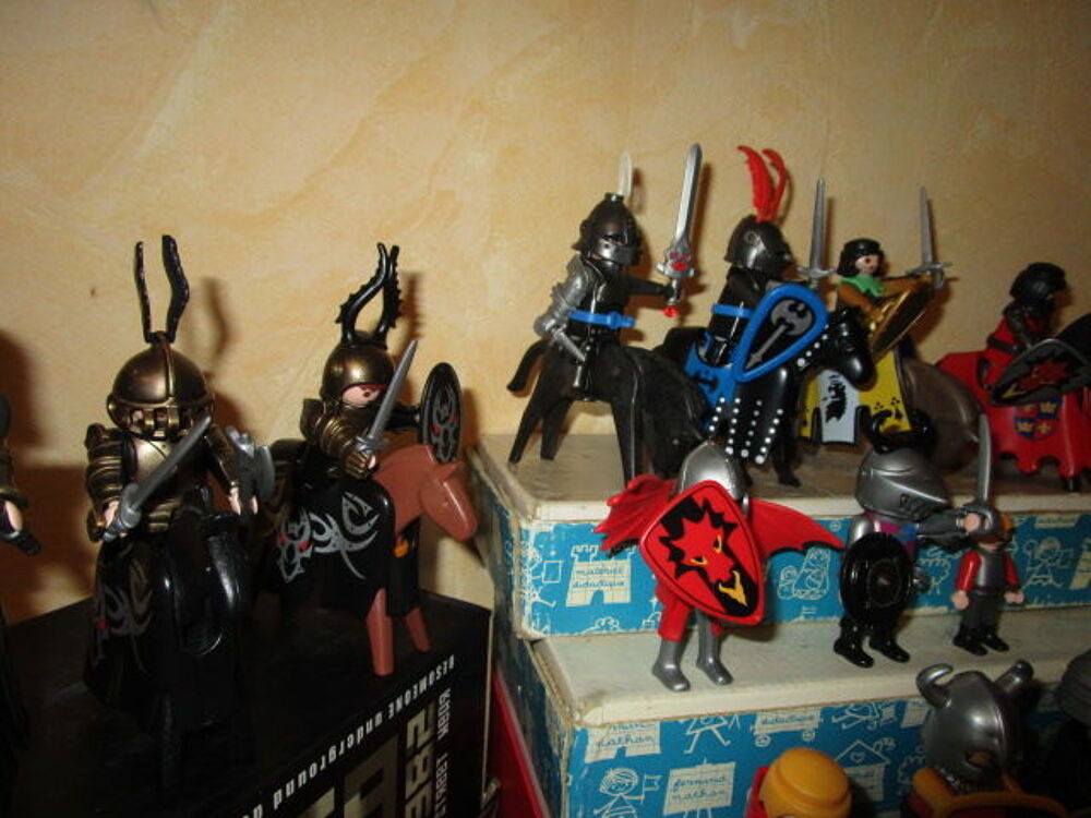 PLAYMOBIL MOYEN CHEVALIER Jeux / jouets