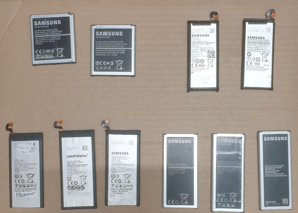 Lot de smartphones Samsung pour pi&egrave;ces 2 Téléphones et tablettes