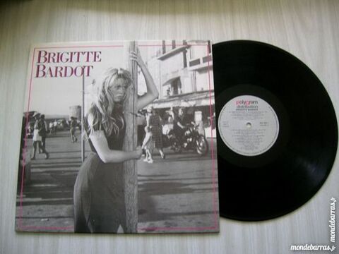 33 TOURS BRIGITTE BARDOT Compilation 38 Nantes (44)