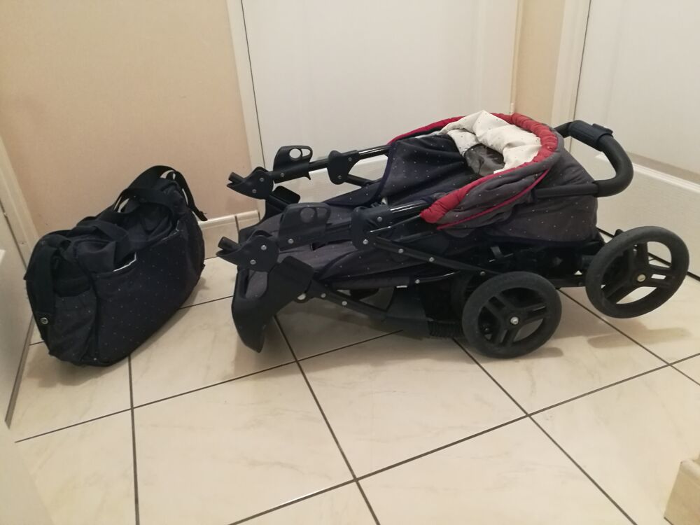 Poussette GRACO pliable avec accessoires 0-5ans Pu�riculture