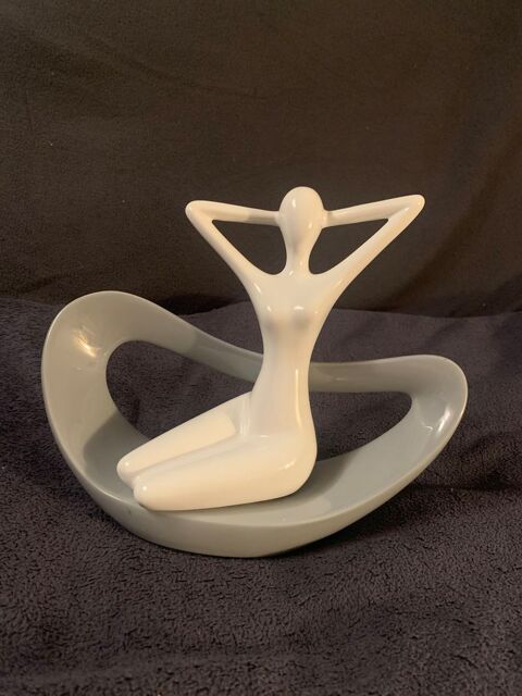 Vase moderne en c�ramique 15 Ambilly (74)