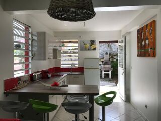  Appartement à louer 4 pièces 90 m²