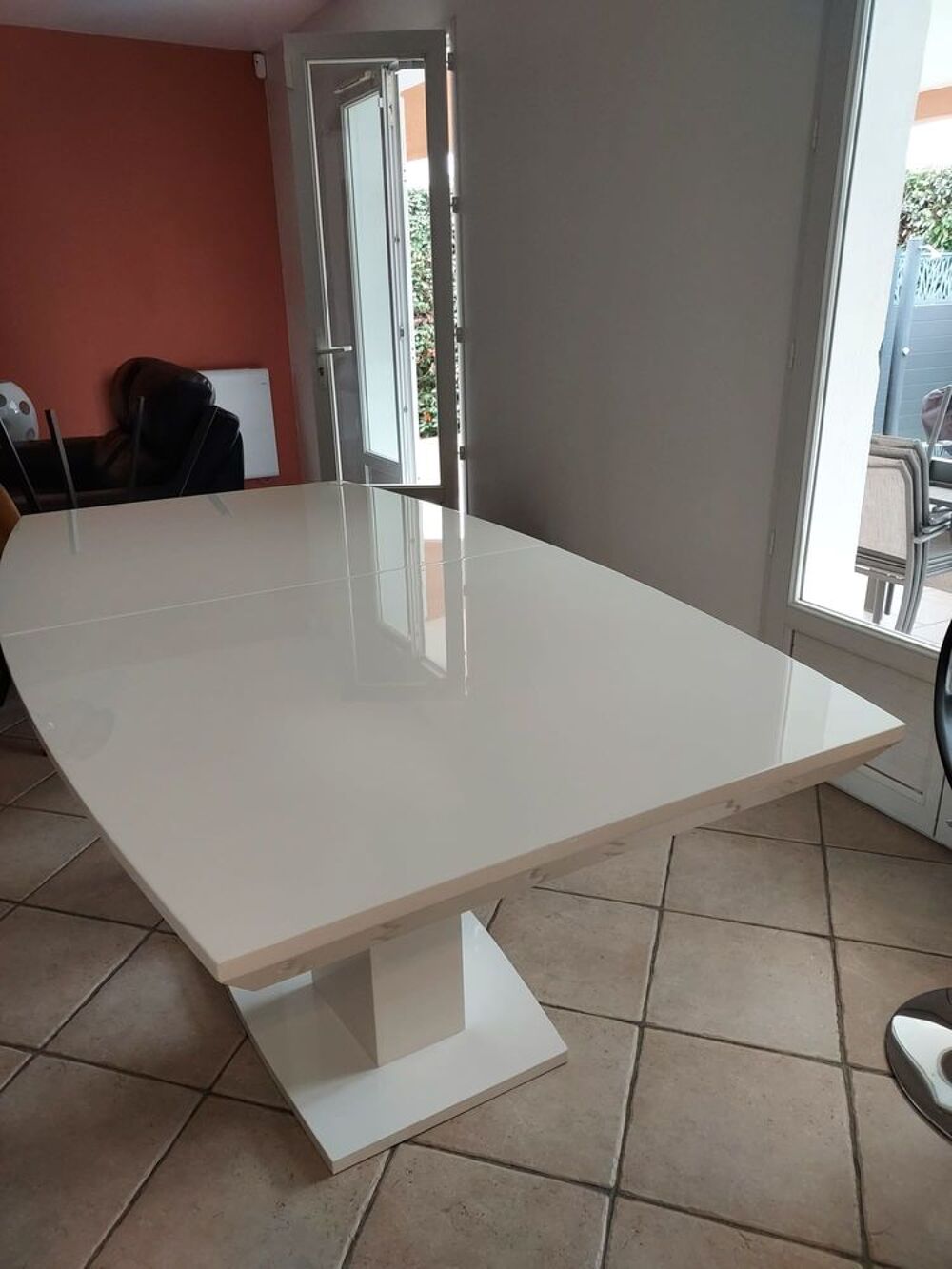 Table de salle &agrave; manger Meubles