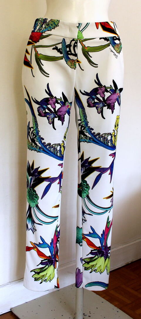 Pantalon fleuri CAVALLI T.36 Fr 100 Issy-les-Moulineaux (92)