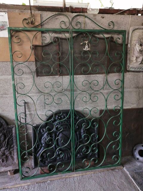 Porte en fer forg� 0 Lurcy-L�vis (03)