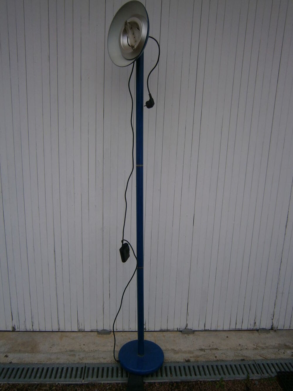 LAMPE SUR PIED Décoration