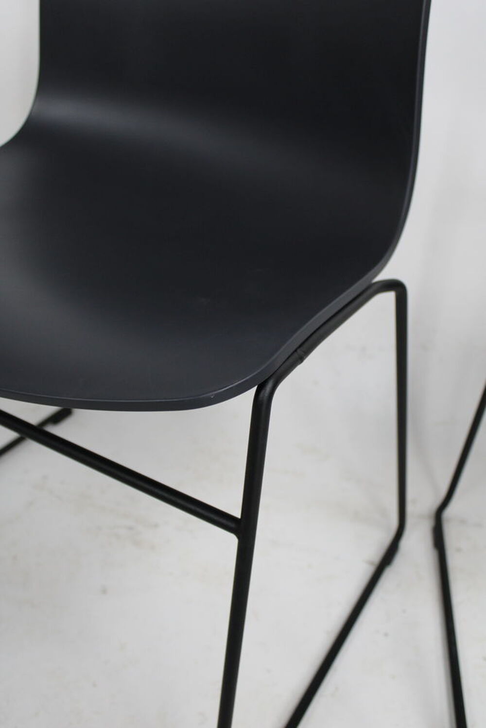 Chaise About A Chair AAC08 dessin&eacute;e par Hee Welling pour HAY Meubles