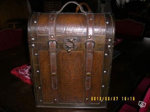 mallette ou valise en  bois 40 Vertus (51)