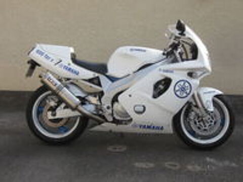 YAMAHA 1994 occasion 01960 P&eacute;ronnas
