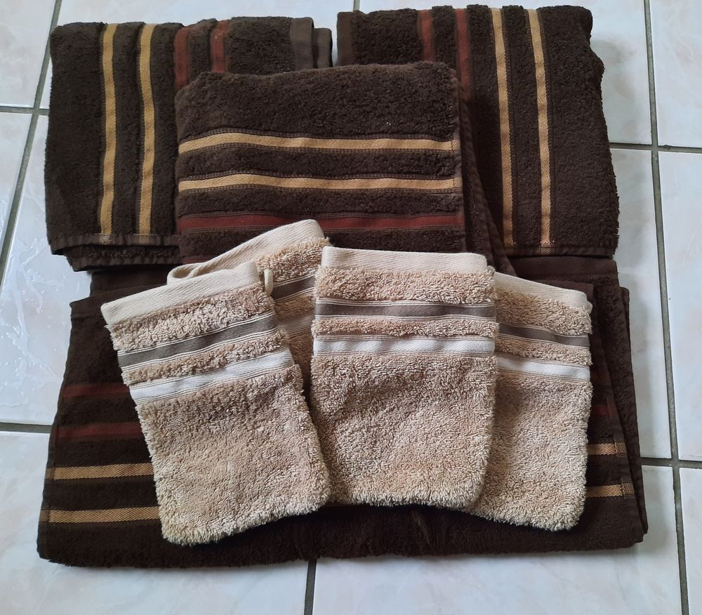  4 serviettes toilette marron + 4 gants BECQUET - neuf Dcoration
