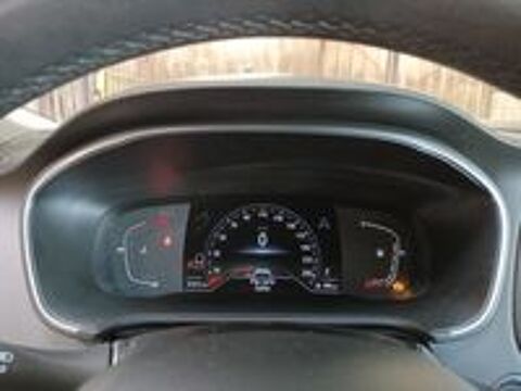 Megane IV Berline Blue dCi 115 Evolution 2023 occasion 08000 Charleville-M&eacute;zi&egrave;res
