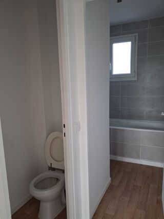  Appartement  vendre 4 pices 65 m