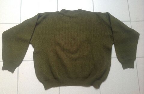 PULL VERT LAINE KNITWEAR by STICKER Envoi Possible 8 Trégunc (29)
