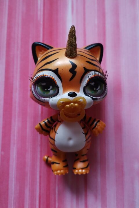 Figurine Poopsie surprise tigre licorne avec sa t�tine 5 Villejuif (94)
