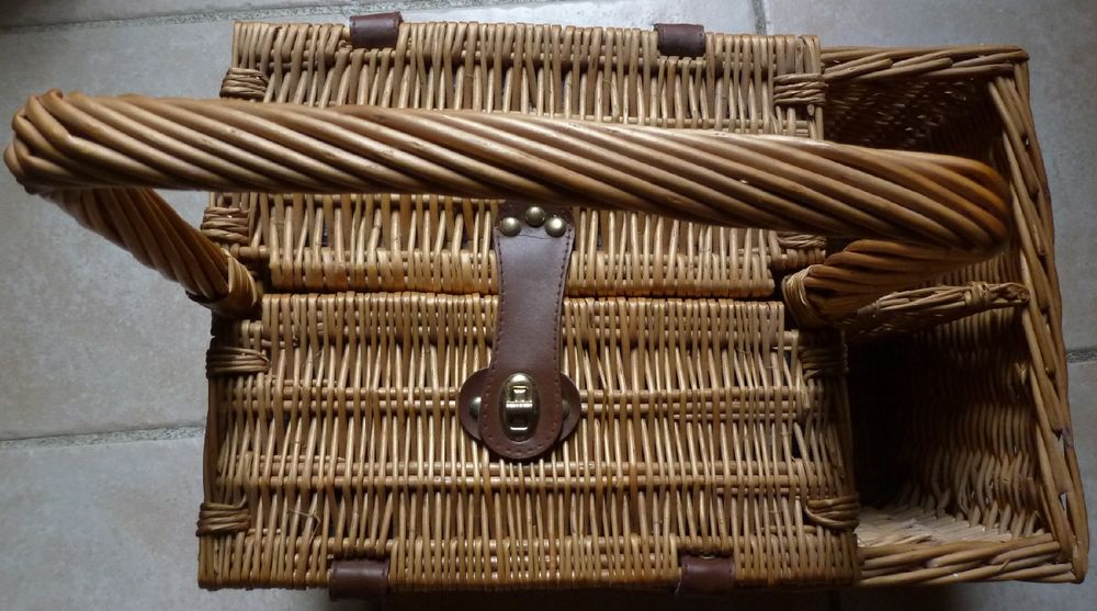 panier pique nique vintage Cuisine