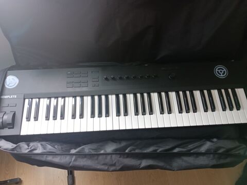 clavier maître 61 touches 130 Villeneuve-sur-Lot (47)
