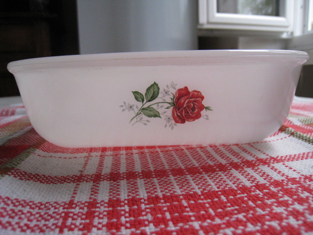 Plat arcopal vintage rectangulaire Cuisine