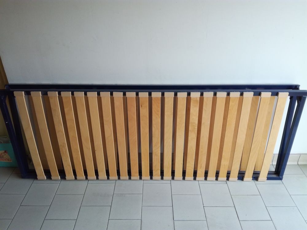 sommier &agrave; latte, pliable en 140 Meubles