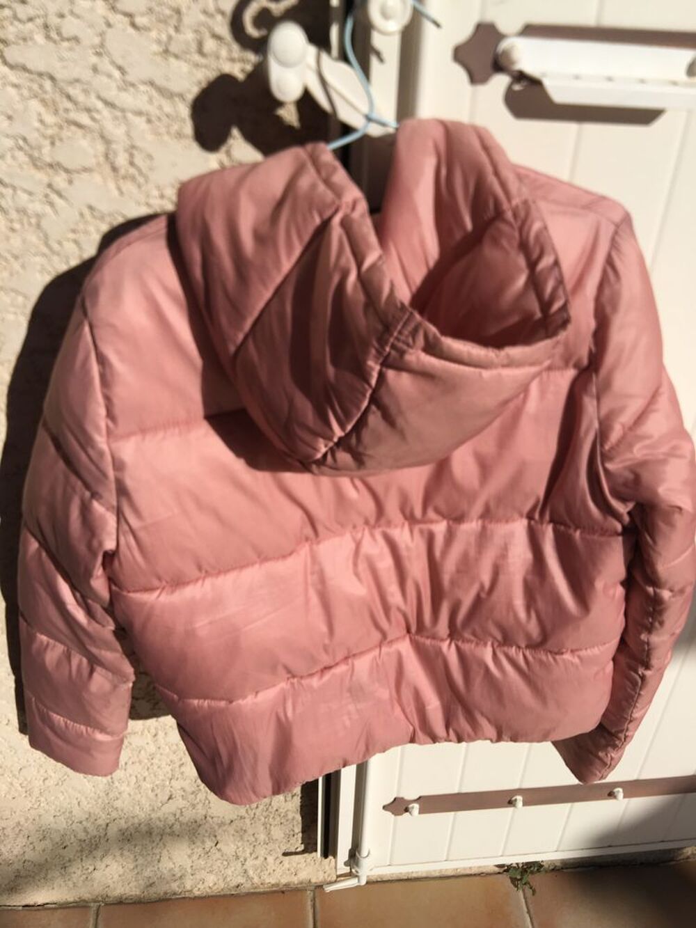 veste &agrave; capuche Bershka rose
Vêtements