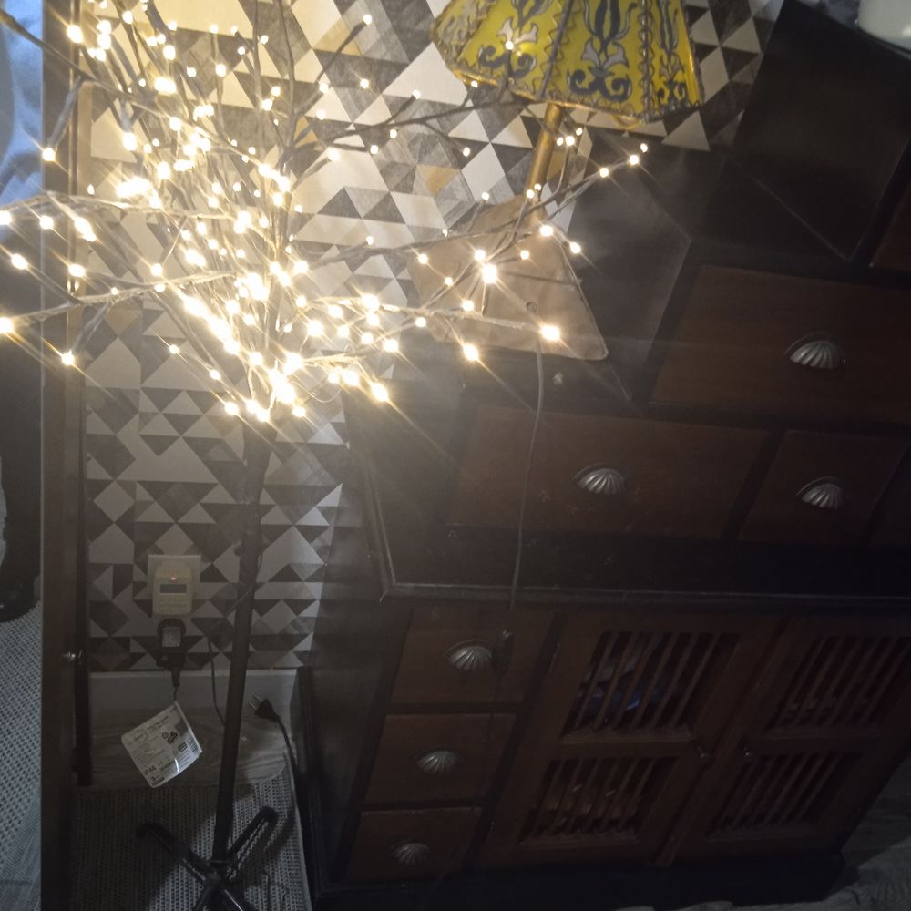 Arbre lumineux lampes led sur pied branchement sur secteur Décoration