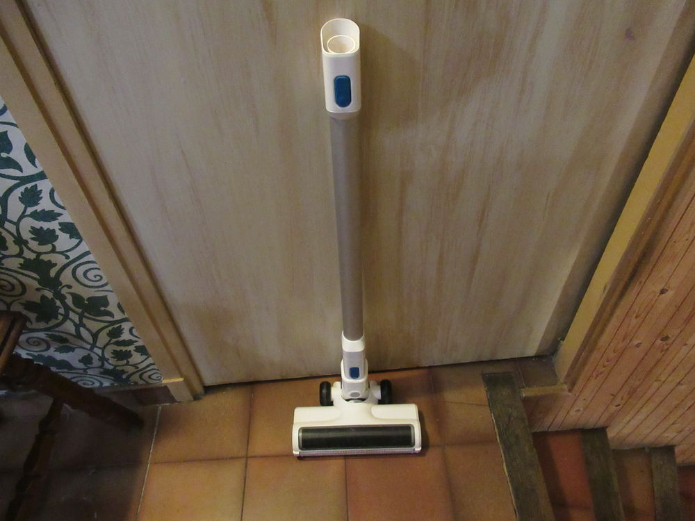 Aspirateur sans fil EssentielB Electrom�nager