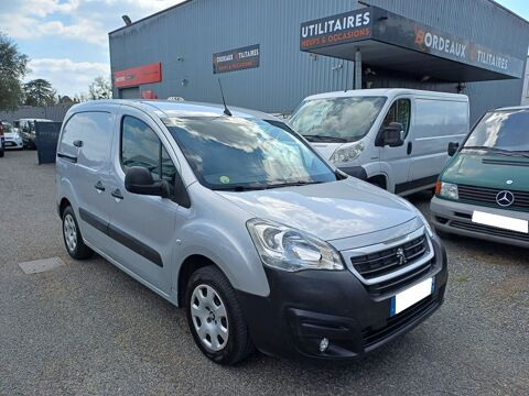 Peugeot Partner PARTNER FOURGON STANDARD 1.6 BLUEHDI 100 S&S ETG6 PREMIUM PACK 2017 occasion Villenave-d'Ornon 33140