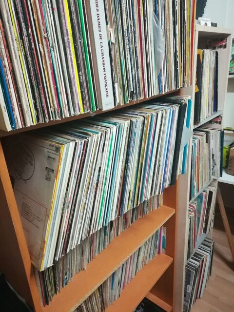 enormement de 33 tours et 45 tours 5 Sainte-Genevi�ve-des-Bois (91)