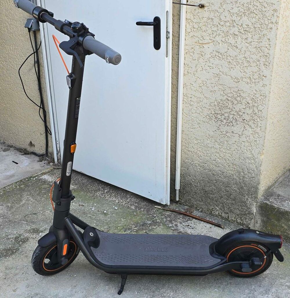 Trottinette NINEBOT F65i Vélos