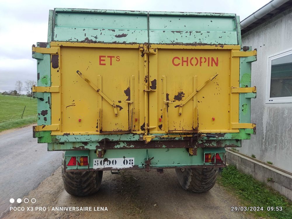   Benne monocoque - type B9 - 8,5 tonnes - pneus large - grand volume - 