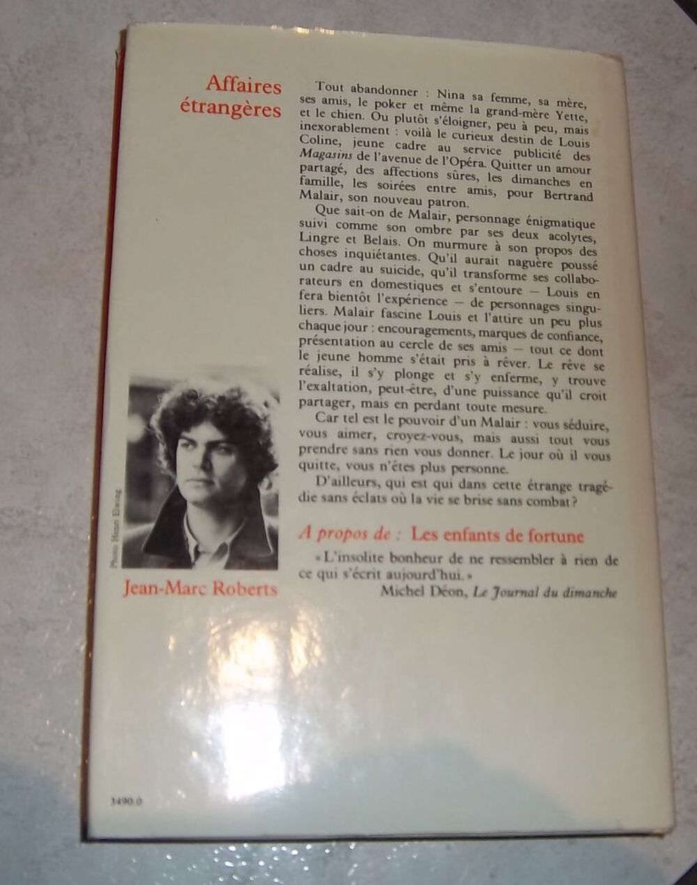AFFAIRES ETRANGERES par Jean-Marc ROBERT Livres et BD