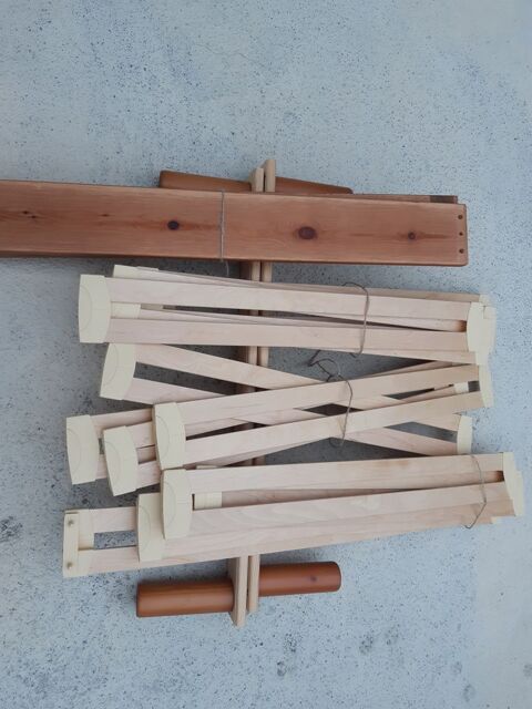 Lit en 90 en bois sommier  lattes 40 Gruissan (11)