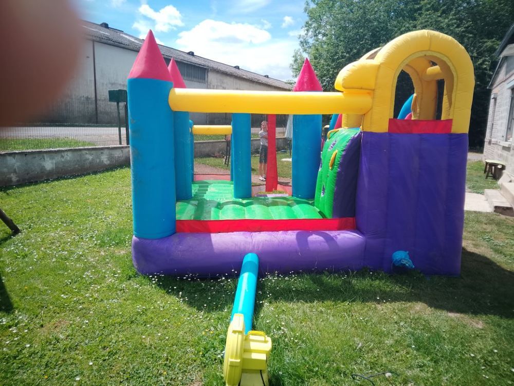 Ch&acirc;teau gonflable Jardin