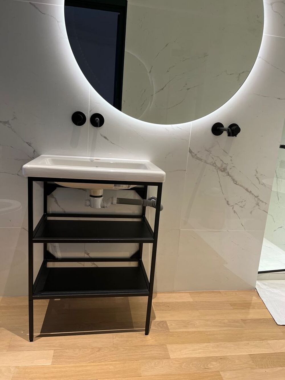 Lot de 2 meubles vasques Ikea achet&eacute;s <1 an Meubles