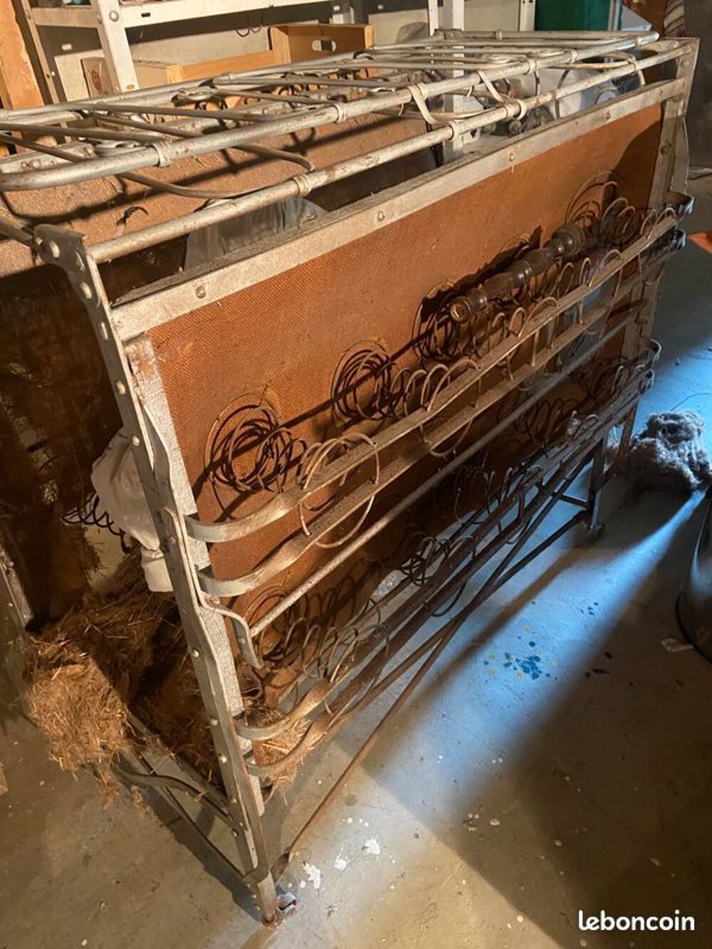 2 x Lits Pliant en Fer Forg&eacute;
Meubles