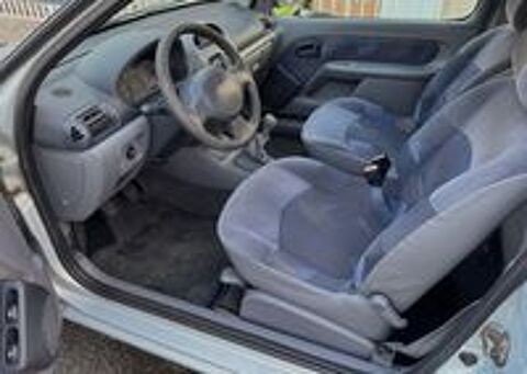 Clio II Clio 1.2i RXE 2000 occasion 78300 Poissy