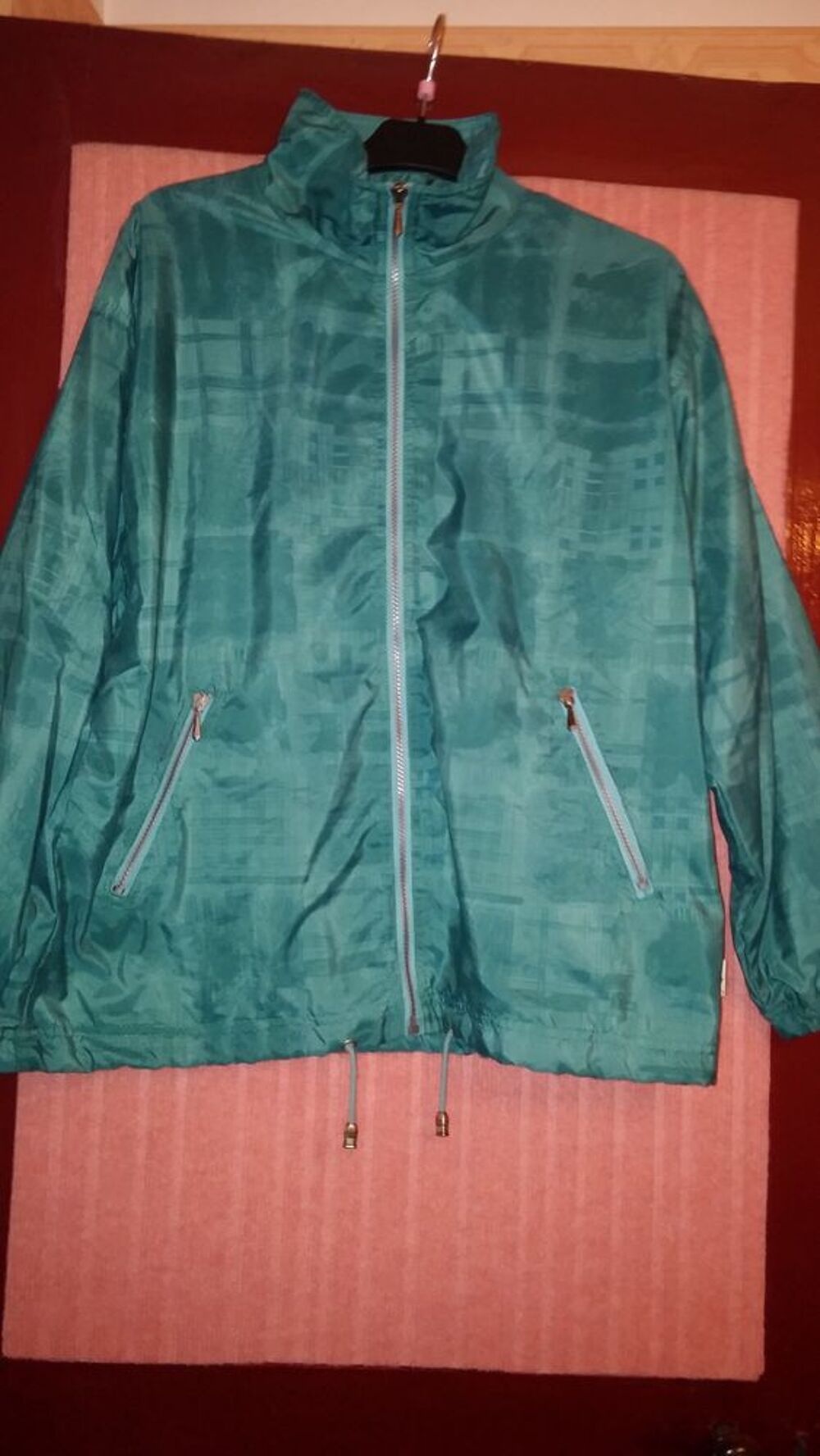 Surv&ecirc;tement 42 / 44 Vêtements