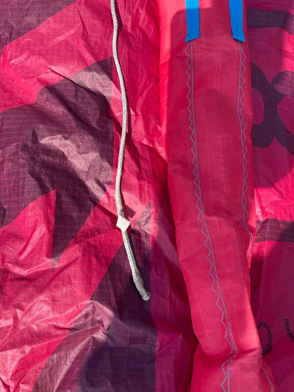 2 ailes de kite NORTH REBEL 8 et 11 m + la barre Sports