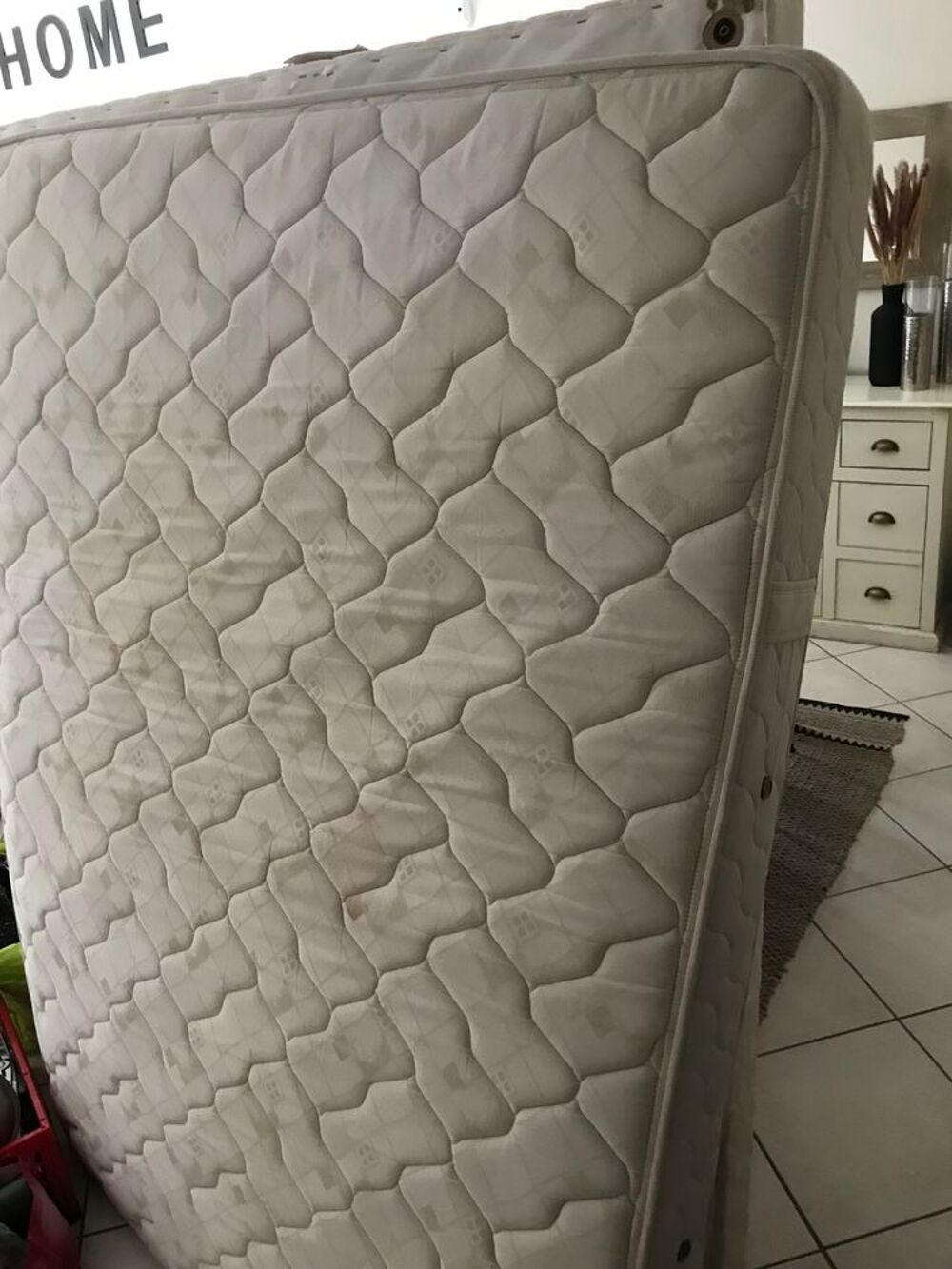 Matelas m&eacute;rinos et sommier Meubles