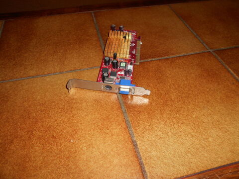 MSI Nvidia Geforce MX4000
20 Sept�mes-les-Vallons (13)