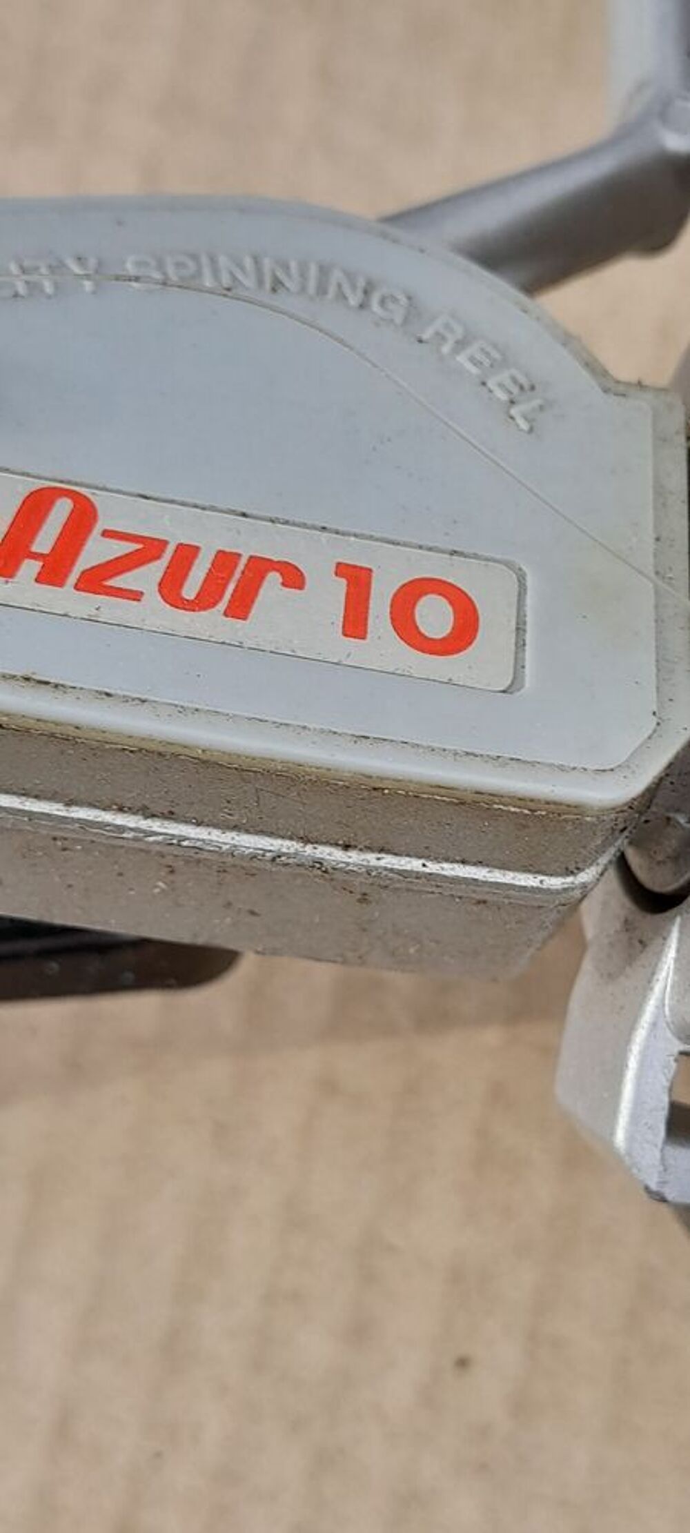 Canne &agrave; p&ecirc;che t&eacute;l&eacute;scospique HF 16 et ses accessoires Sports