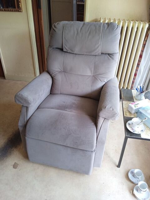 Fauteuil confort  tlcommande lectrique 200 Palaiseau (91)
