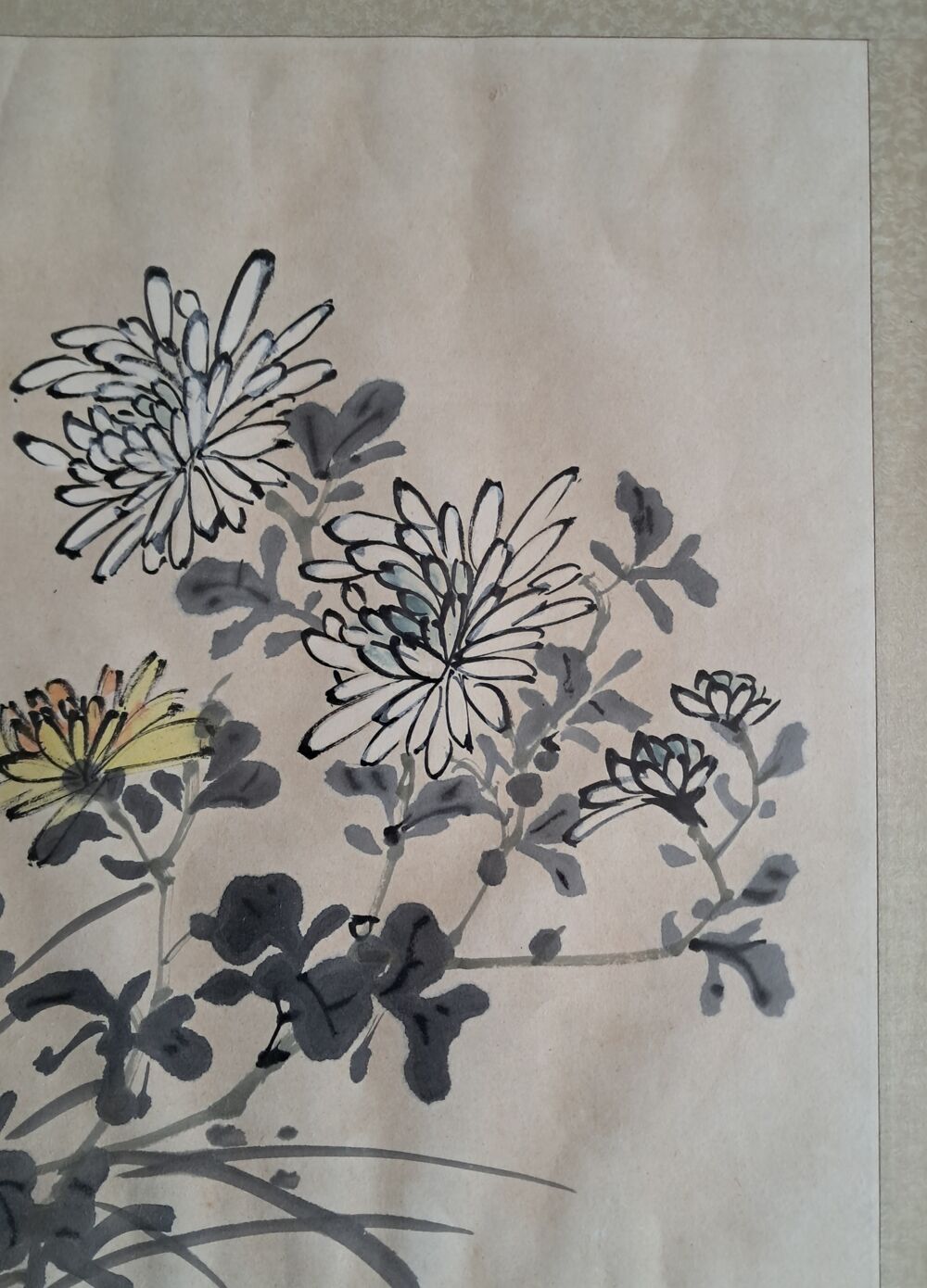 dessin floral et calligraphie chinoise encre et couleur 
Décoration