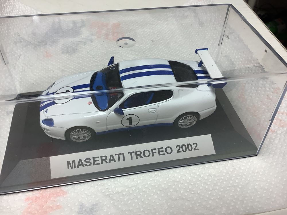 8 MASERATI TROFEO 2002 1/43 voiture miniature 