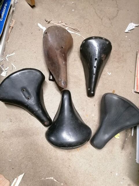 Lot 5 selle v�lo ancien 20 Veign� (37)
