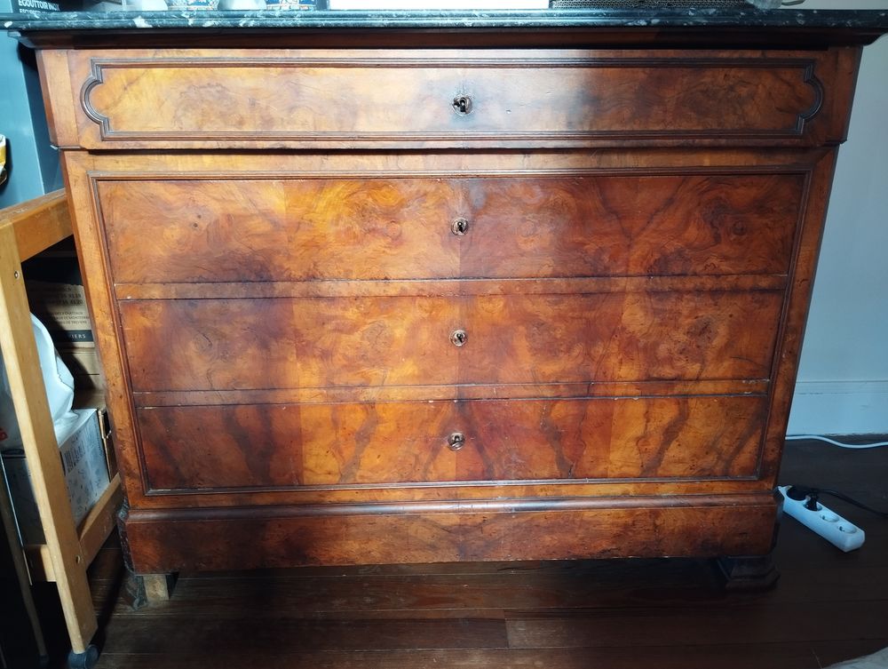 Commode en bois Meubles