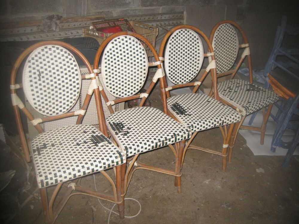 4 CHAISES ANCIEN CHAISES DE BAR Meubles