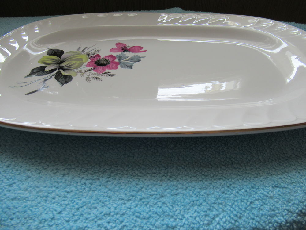 Plat ancien KG Lun&eacute;ville Badonviller blanc &agrave; fleurs Cuisine