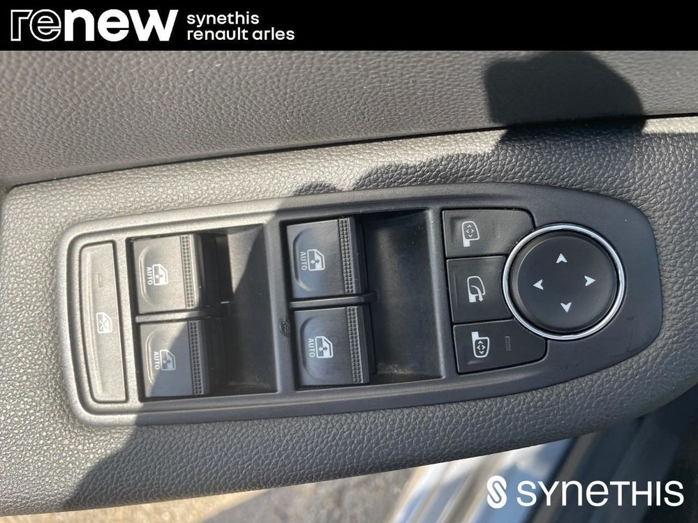 Clio V Clio E-Tech full hybrid 145 Evolution 2023 occasion 13200 Arles