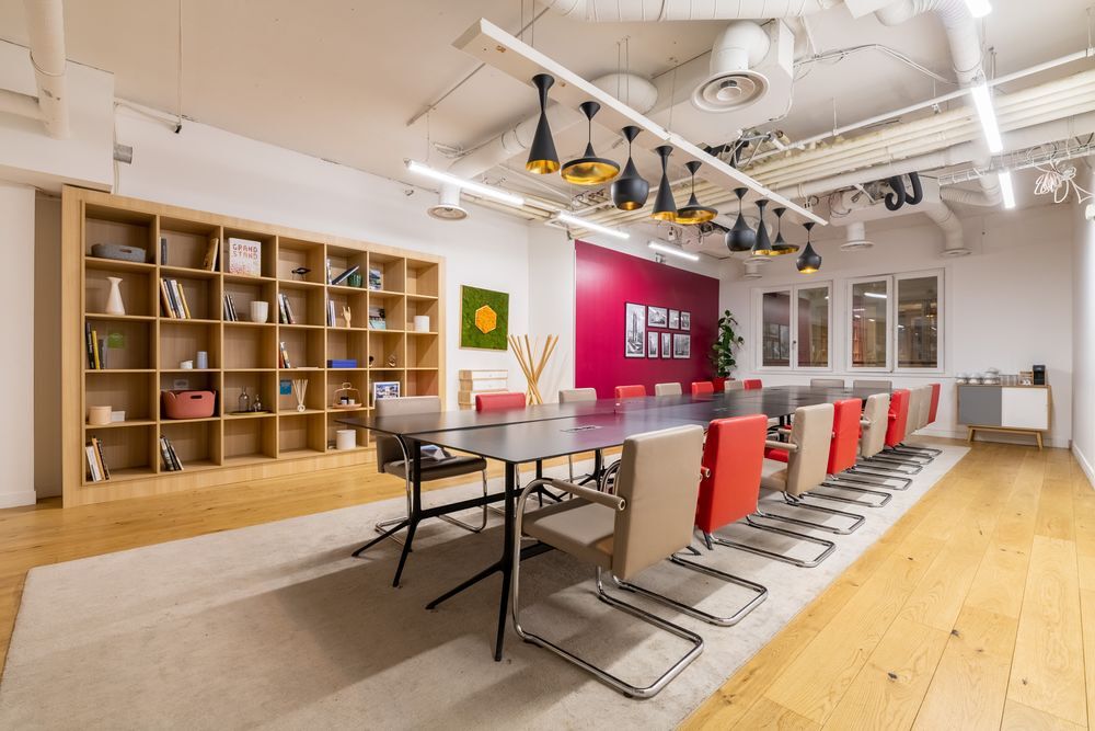   Un accès 24 heures sur 24, 7 jours sur 7 à des bureaux au design remarquable pour 2 personnes à Paris Spaces Bonne Nouvelle Paris 2
