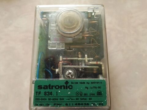 boite relais TF 834.1 50 Beauvoir (50)